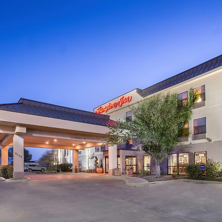 Hampton Inn Wichita-East Exterior foto